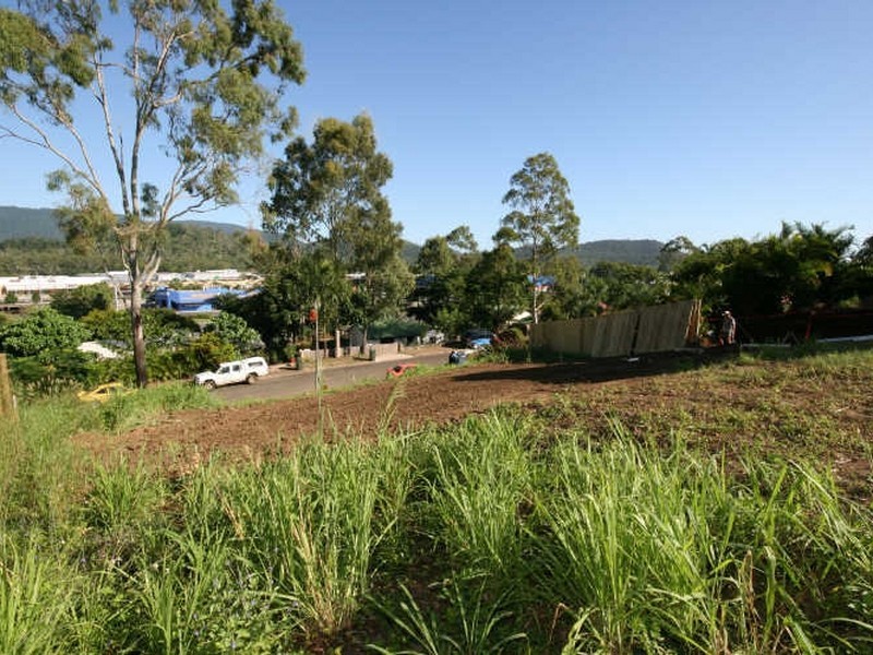 29 South Molle Boulevarde, Cannonvale QLD 4802