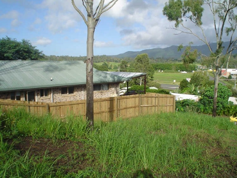29 South Molle Boulevarde, Cannonvale QLD 4802