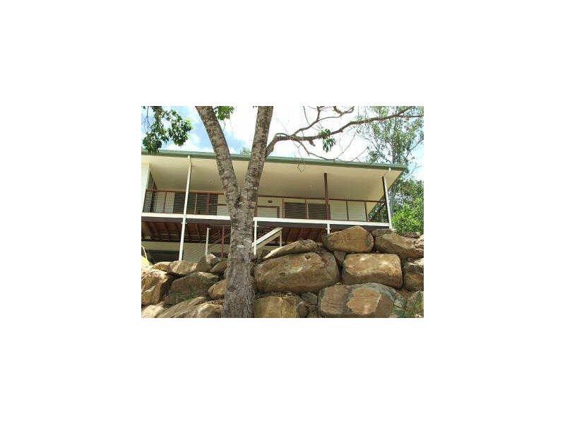 14 Grace Avenue, Cannonvale QLD 4802