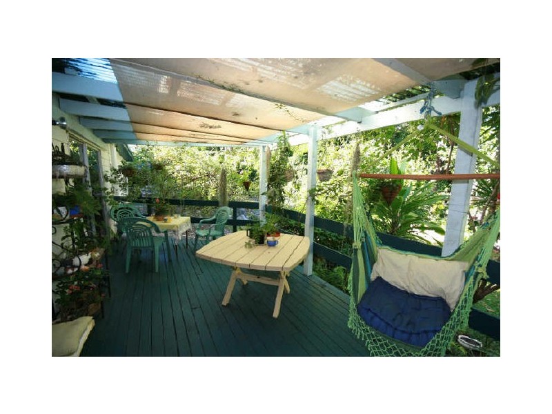 132 Shute Harbour Road, Cannonvale QLD 4802