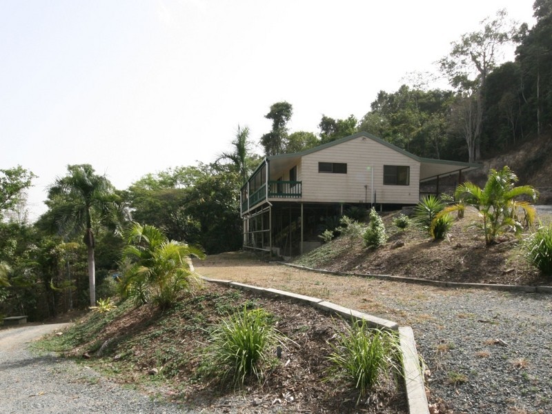 66 Domenica Road, Sugarloaf QLD 4800
