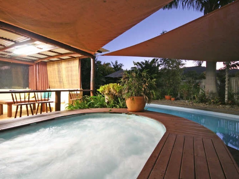 16 Stormvogel Drive, Jubilee Pocket QLD 4802