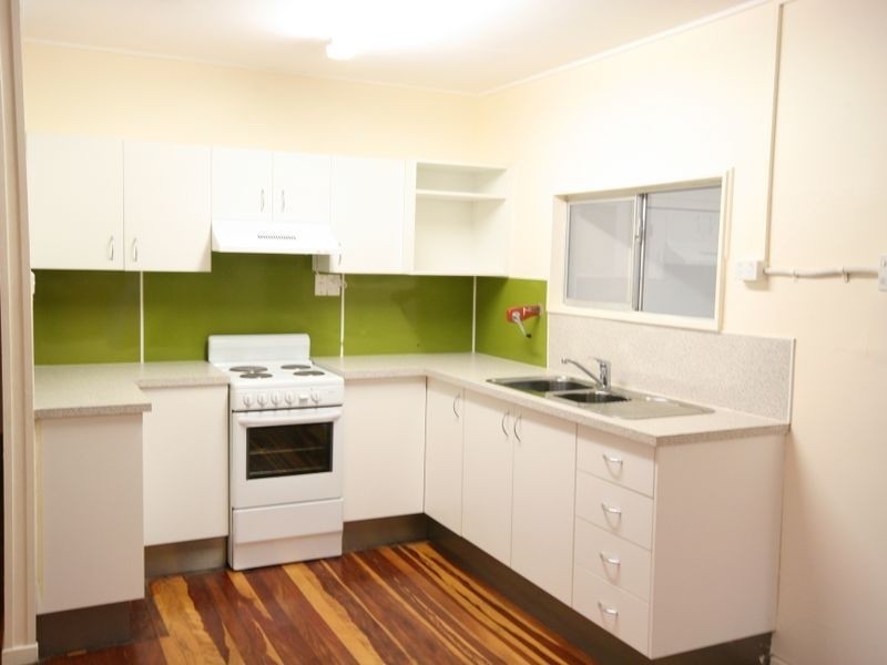 2 Hillcrest Avenue, Airlie Beach QLD 4802