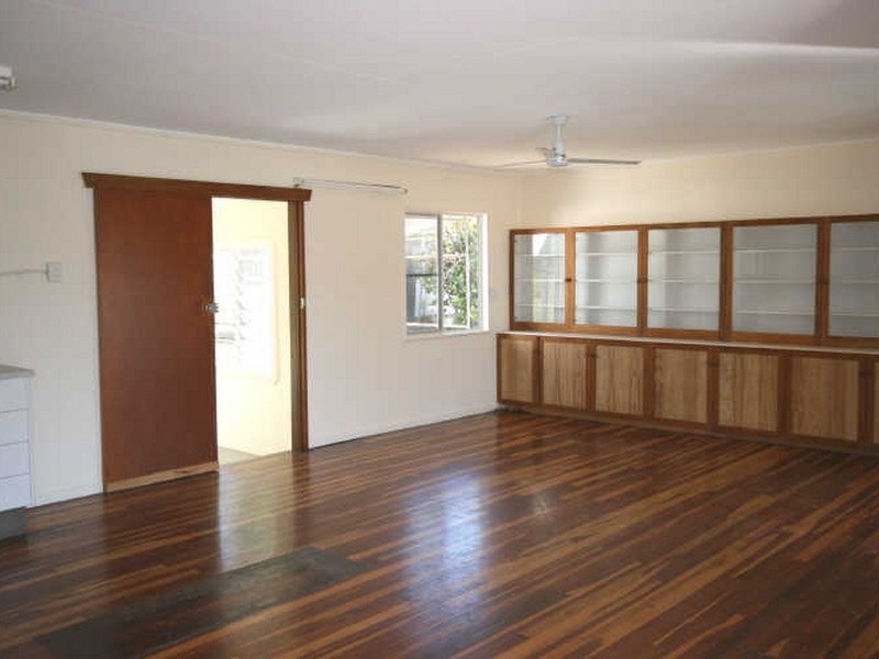 2 Hillcrest Avenue, Airlie Beach QLD 4802