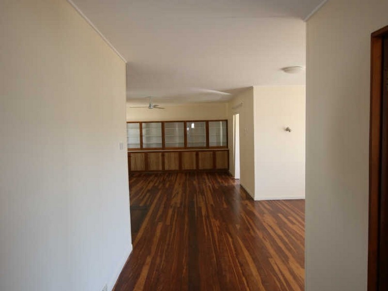 2 Hillcrest Avenue, Airlie Beach QLD 4802