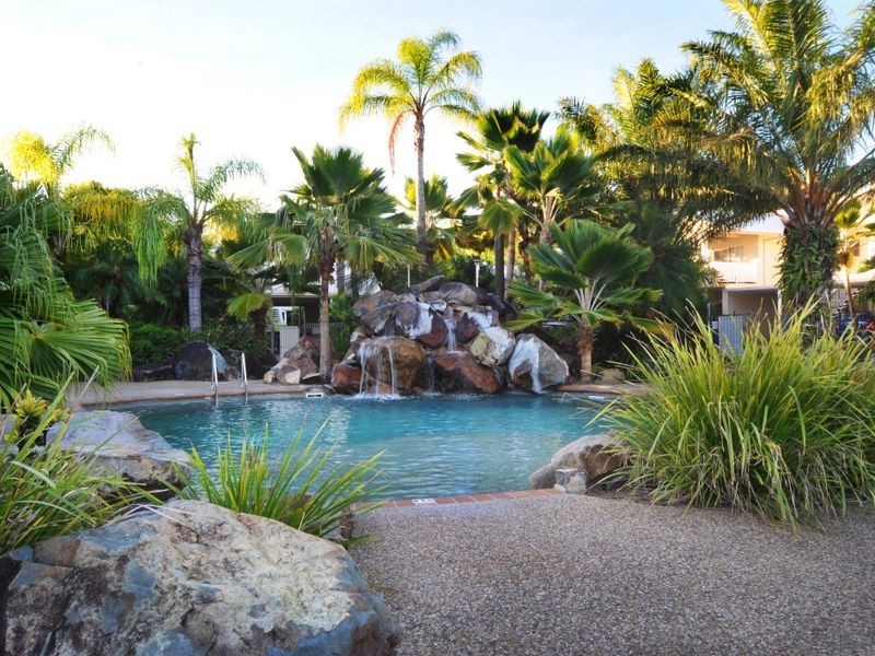 21/24 Pandanus Drive, Cannonvale QLD 4802