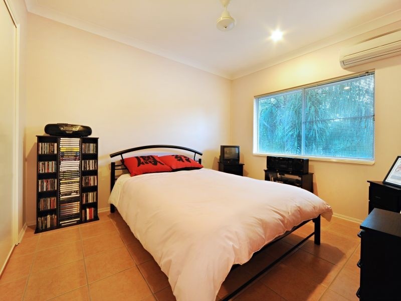 21/24 Pandanus Drive, Cannonvale QLD 4802