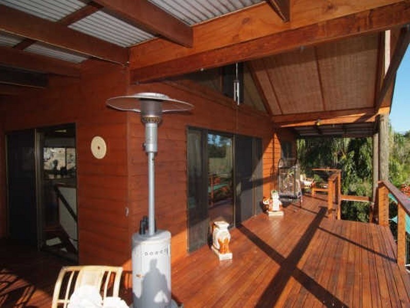 40 Parkwood Terrace, Cannonvale QLD 4802