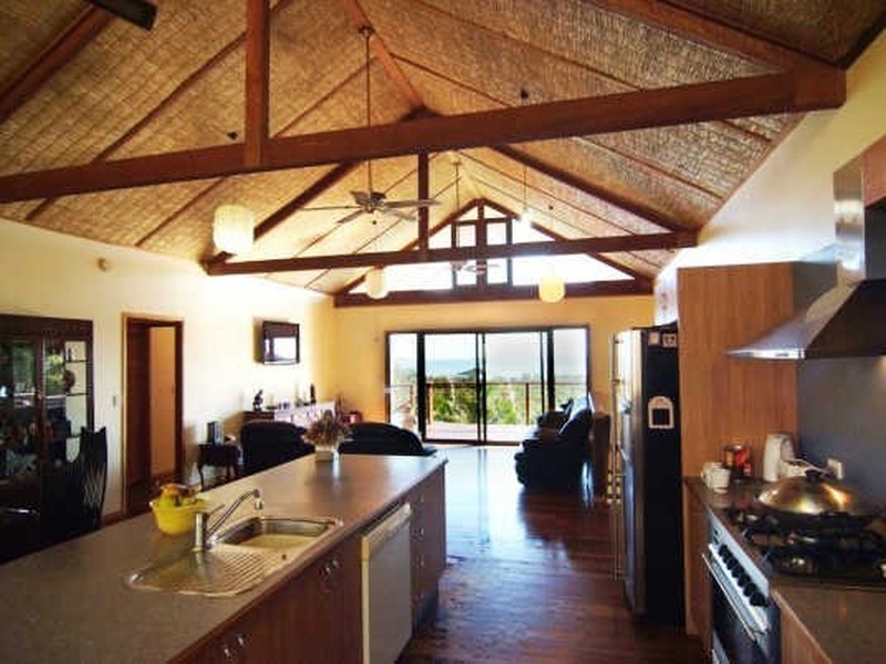 40 Parkwood Terrace, Cannonvale QLD 4802