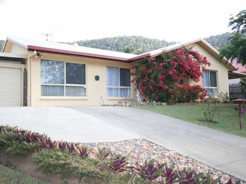1 Wahoo Court, Jubilee Pocket QLD 4802