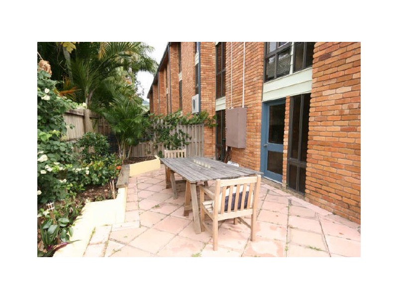 1/3 Beach Road, Cannonvale QLD 4802