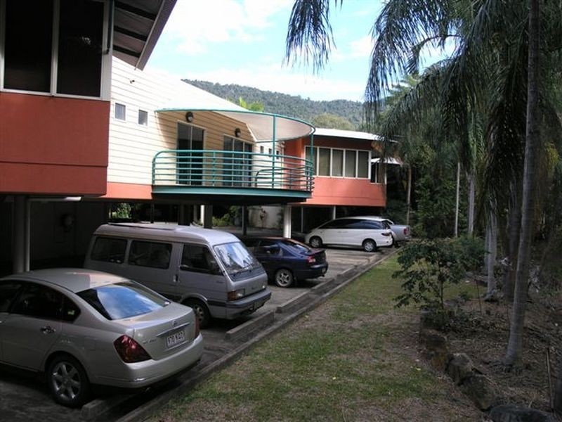 1 2 & 3/ Island Drive, Cannonvale QLD 4802