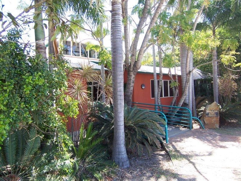 1 2 & 3/ Island Drive, Cannonvale QLD 4802