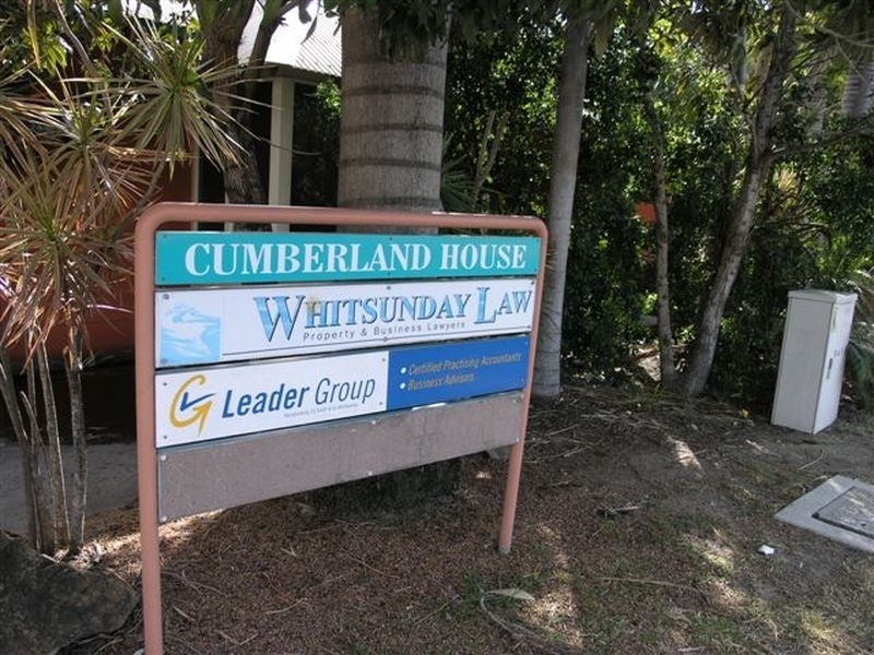 1 2 & 3/ Island Drive, Cannonvale QLD 4802