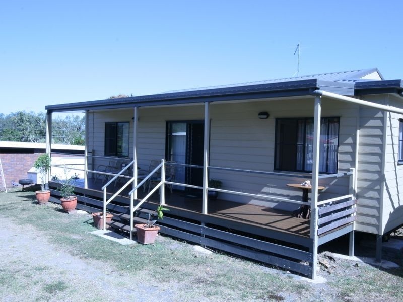 15 Usher Road, Andromache QLD 4800