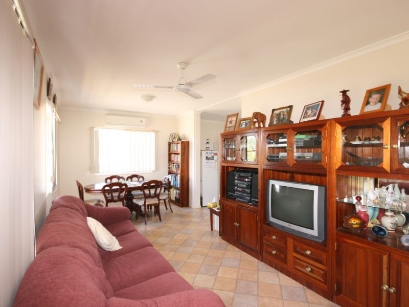 15 Usher Road, Andromache QLD 4800