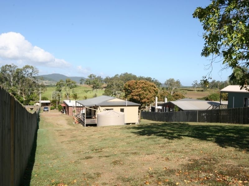 15 Usher Road, Andromache QLD 4800