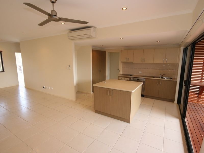 3/25 Abell Road, Cannonvale QLD 4802