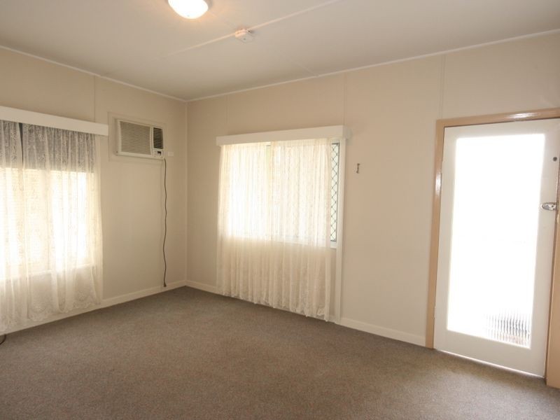 19 Elizabeth Street, Proserpine QLD 4800