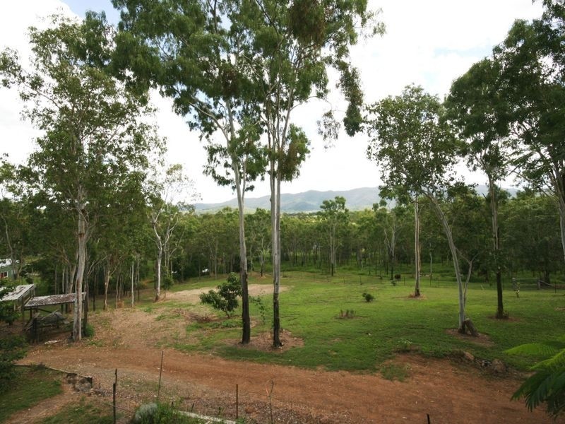 20 Hibiscus Road, Cannon Valley QLD 4800