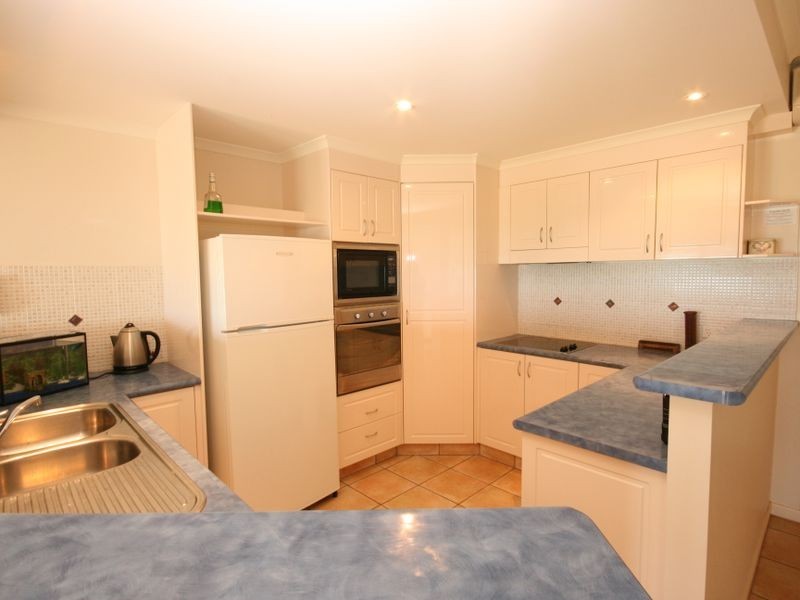 6/2 Nara Avenue, Airlie Beach QLD 4802