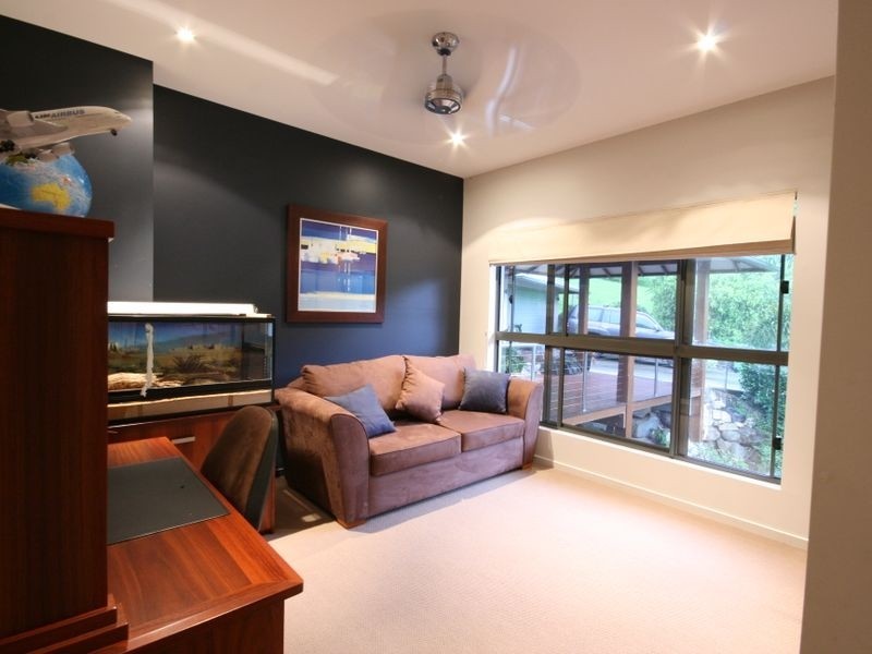 12 Bellview Close, Cannonvale QLD 4802