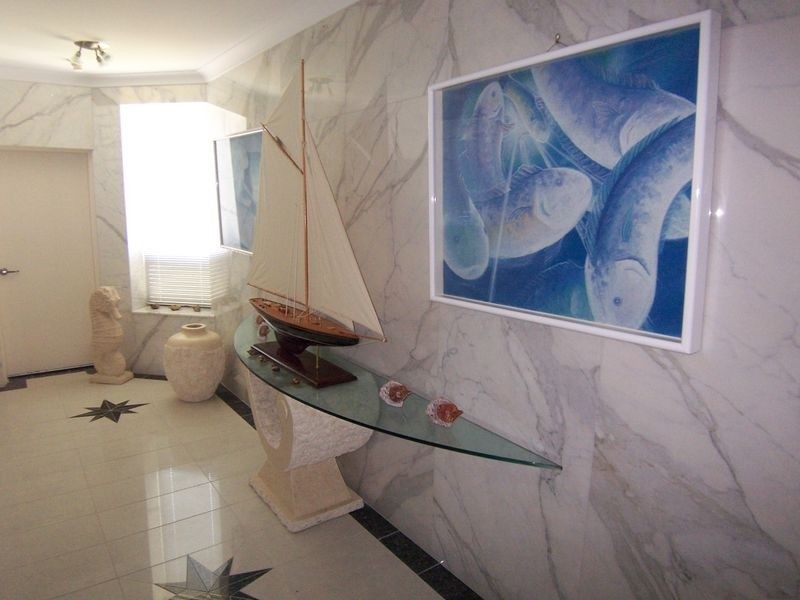 Unit 5 Yacht Harbour Tower, Hamilton Island QLD 4803