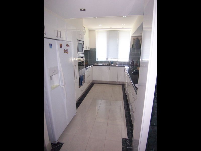 Unit 5 Yacht Harbour Tower, Hamilton Island QLD 4803