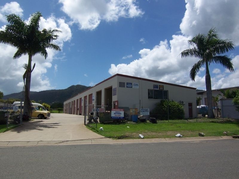 7/16 Carlo Drive, Cannonvale QLD 4802