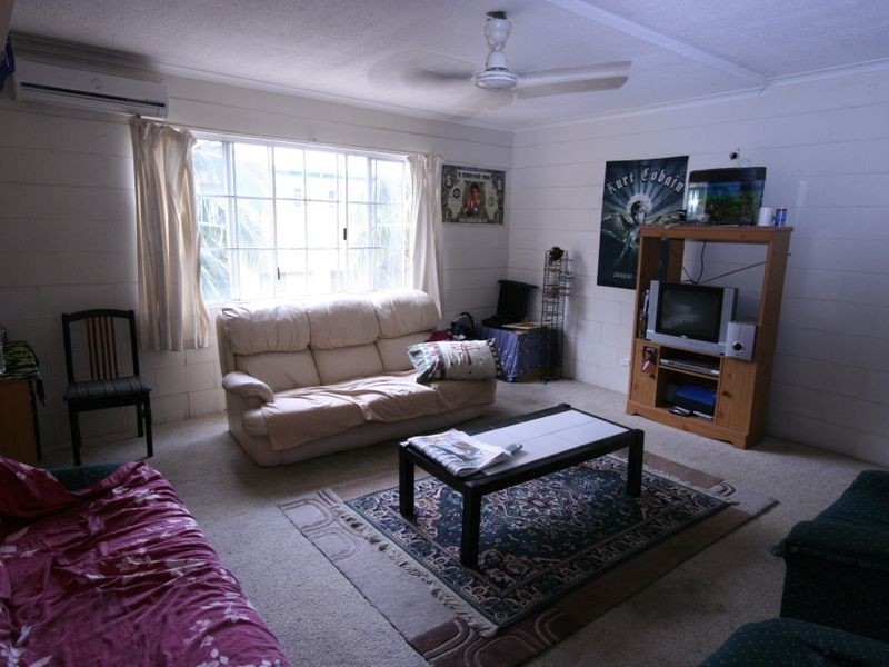 11/3 Eshelby Drive, Cannonvale QLD 4802