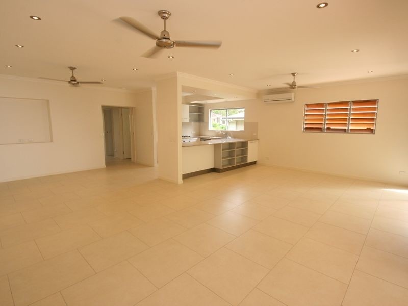 1/31 Sunset Drive, Jubilee Pocket QLD 4802