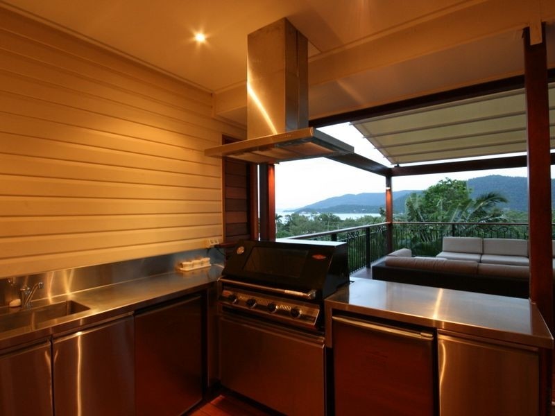 11 Orana Street, Airlie Beach QLD 4802