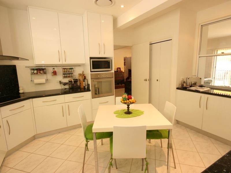 4 Airlie Crescent, Airlie Beach QLD 4802