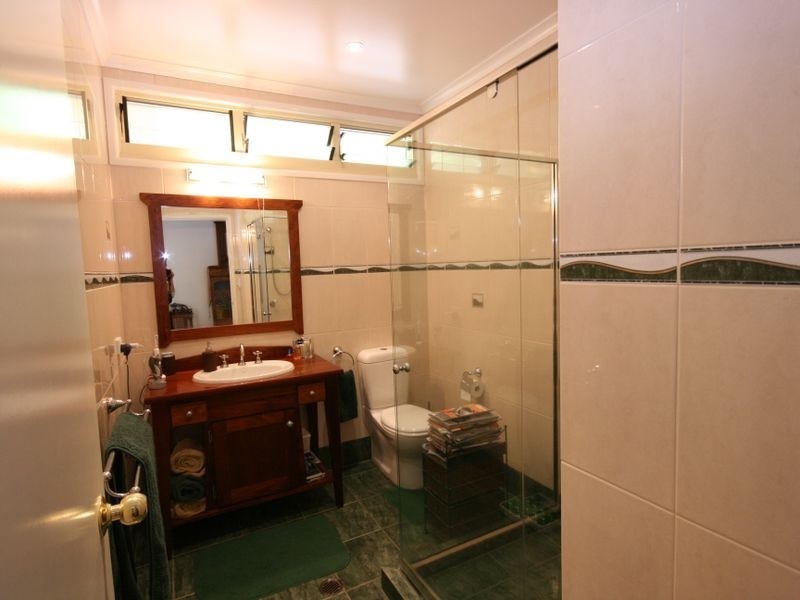 4 Airlie Crescent, Airlie Beach QLD 4802