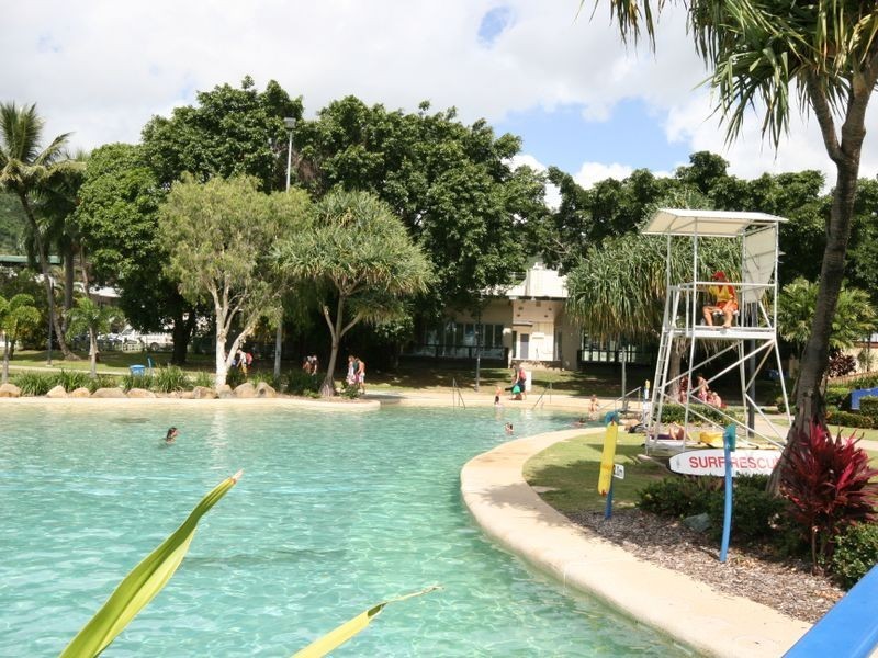 263/265 Shute Harbour Road, Airlie Beach QLD 4802