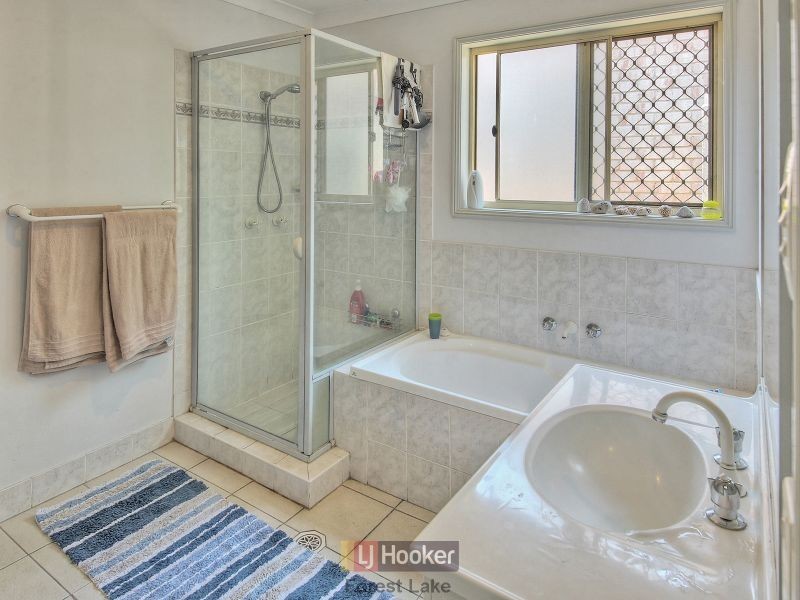 31 Pintail Crescent, Forest Lake QLD 4078