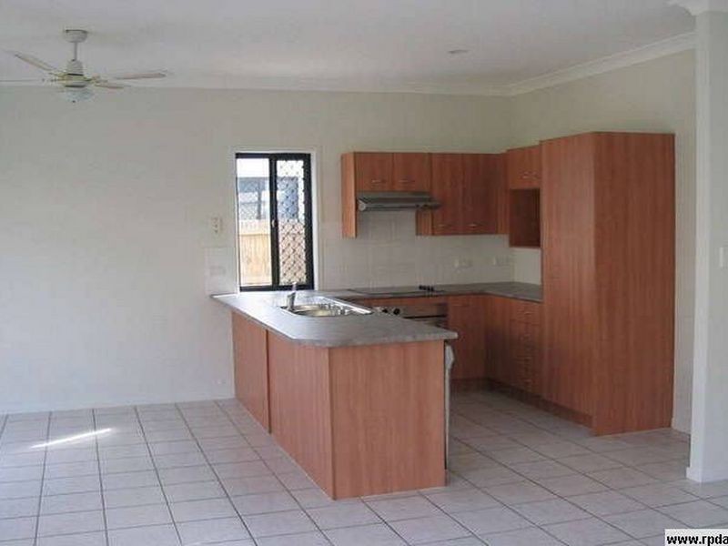 13 Gilberton Crescent, Forest Lake QLD 4078