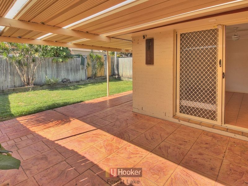 10 Sherwood Place, Forest Lake QLD 4078