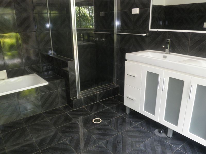 62 Ritchie Road, Pallara QLD 4110