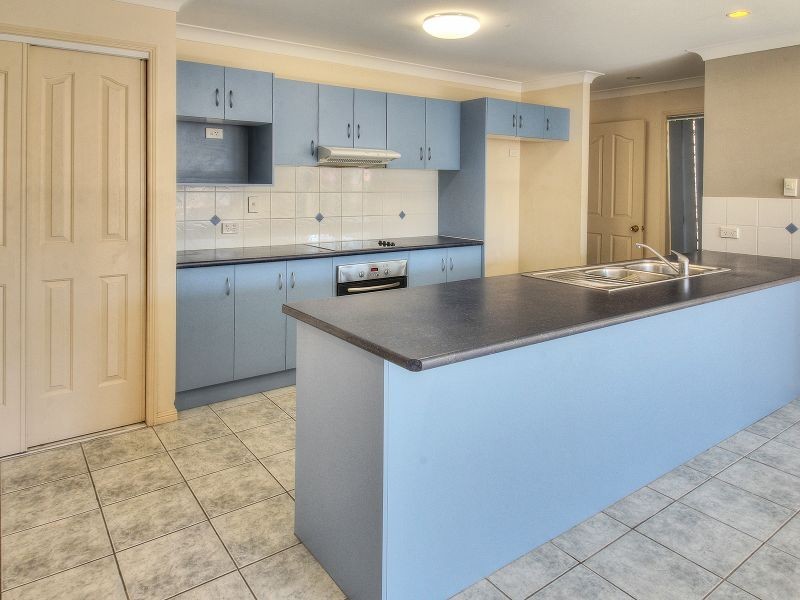 18 Kondalilla Parade, Forest Lake QLD 4078