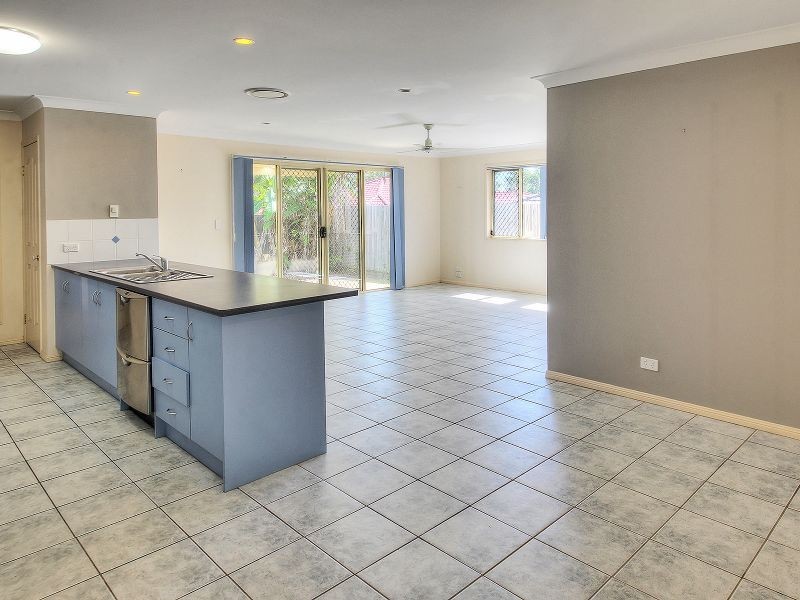 18 Kondalilla Parade, Forest Lake QLD 4078