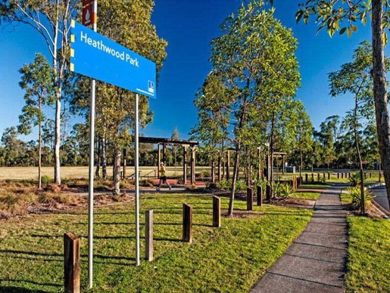 12 The Avenue, Heathwood QLD 4110