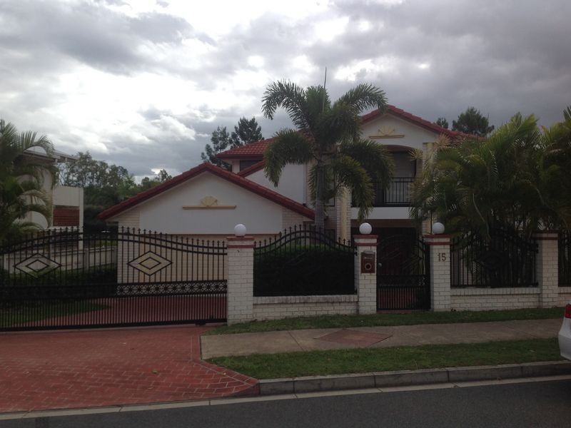 15 The Esplanade, Forest Lake QLD 4078
