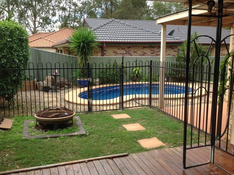 19 Regents Circuit, Forest Lake QLD 4078