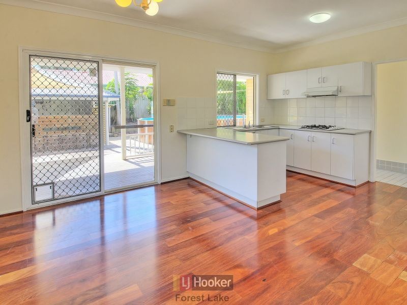 18 Amara Crescent, Forest Lake QLD 4078