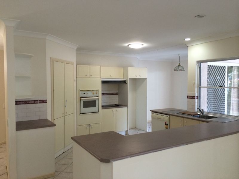 9 Glengyle Place, Forest Lake QLD 4078