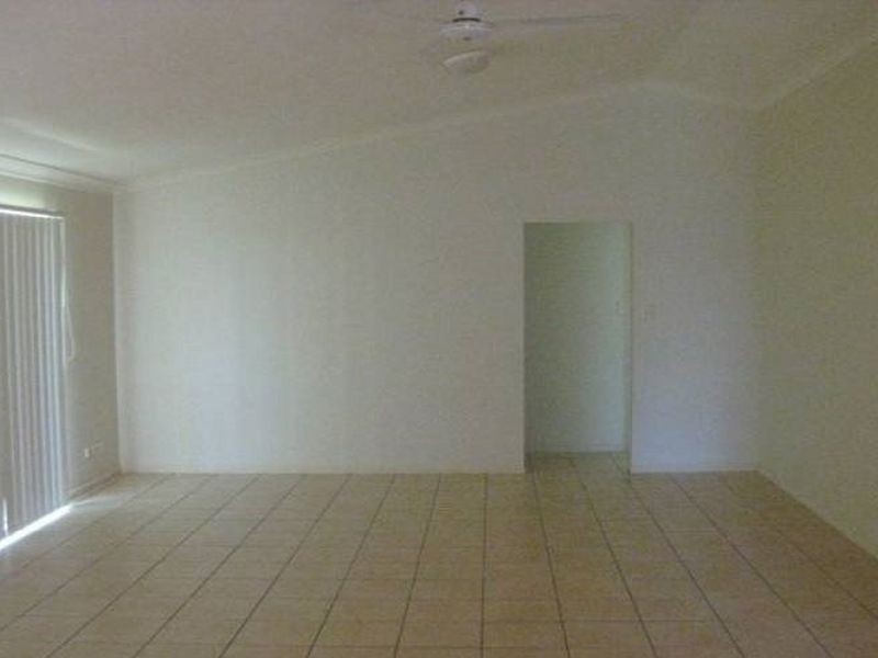 2 Selwyn Close, Forest Lake QLD 4078