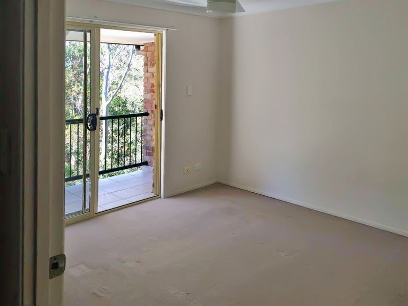 8/7 Glorious Way, Forest Lake QLD 4078