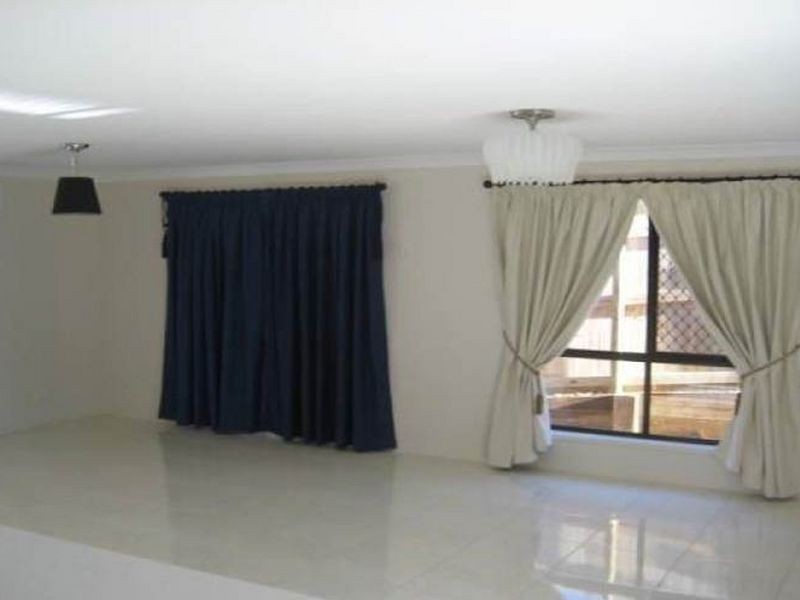 29 Honeypot Avenue, Springfield Lakes QLD 4300