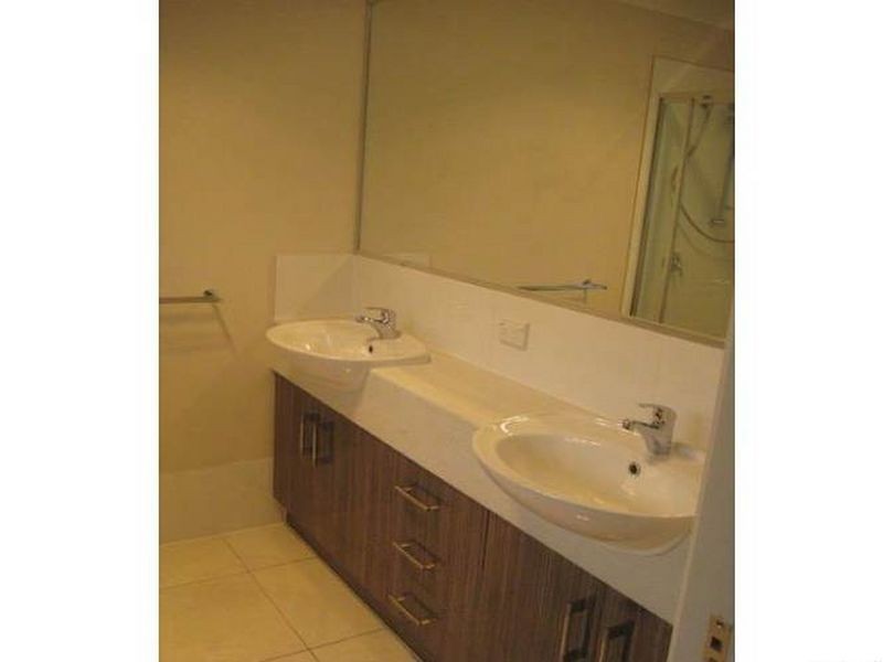 29 Honeypot Avenue, Springfield Lakes QLD 4300